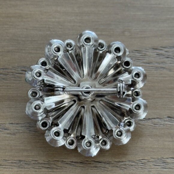 Vintage Rhinestone Clear Dome Tiered Brooch Pin Silver-Tone Round Crystal - Picture 3 of 11